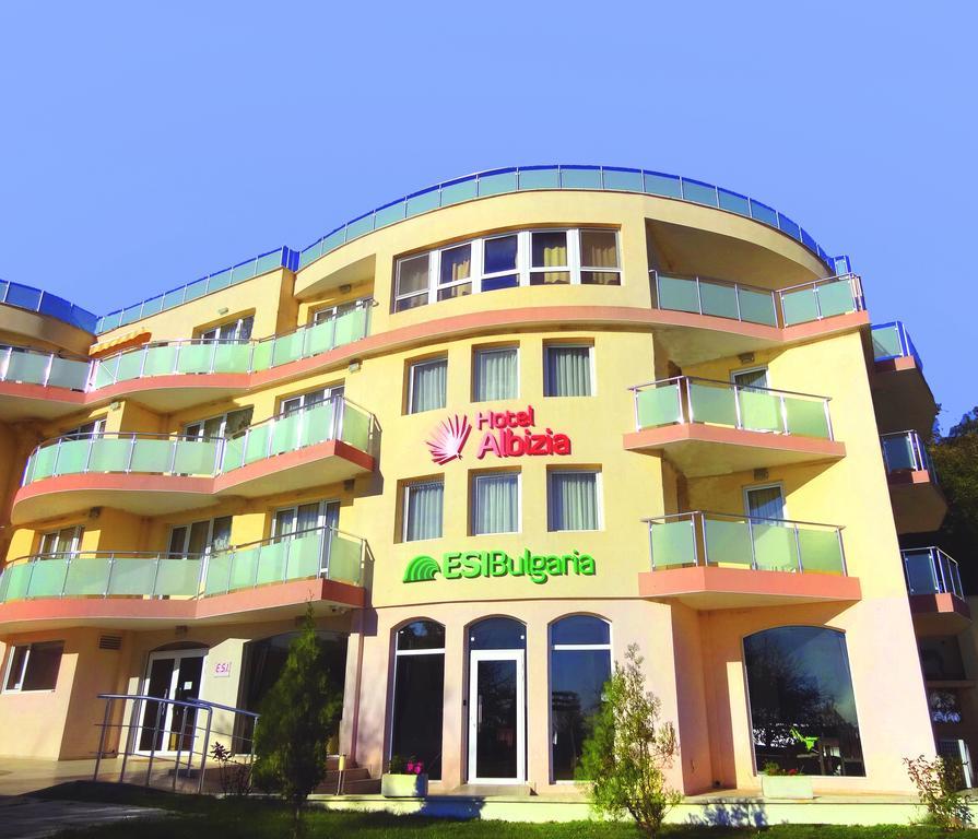 Family Hotel Albizia Beach Varna Exterior foto