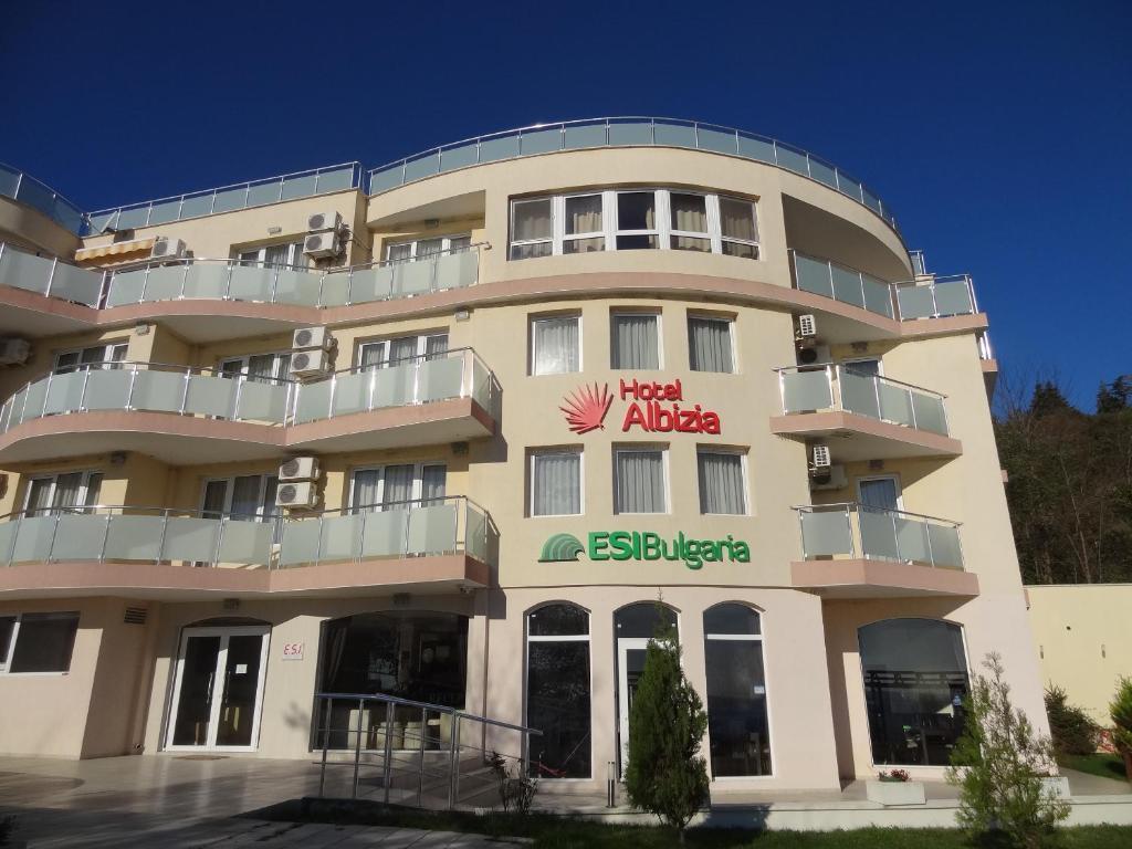 Family Hotel Albizia Beach Varna Exterior foto