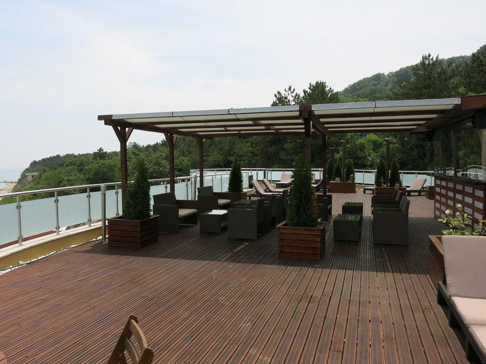 Family Hotel Albizia Beach Varna Exterior foto