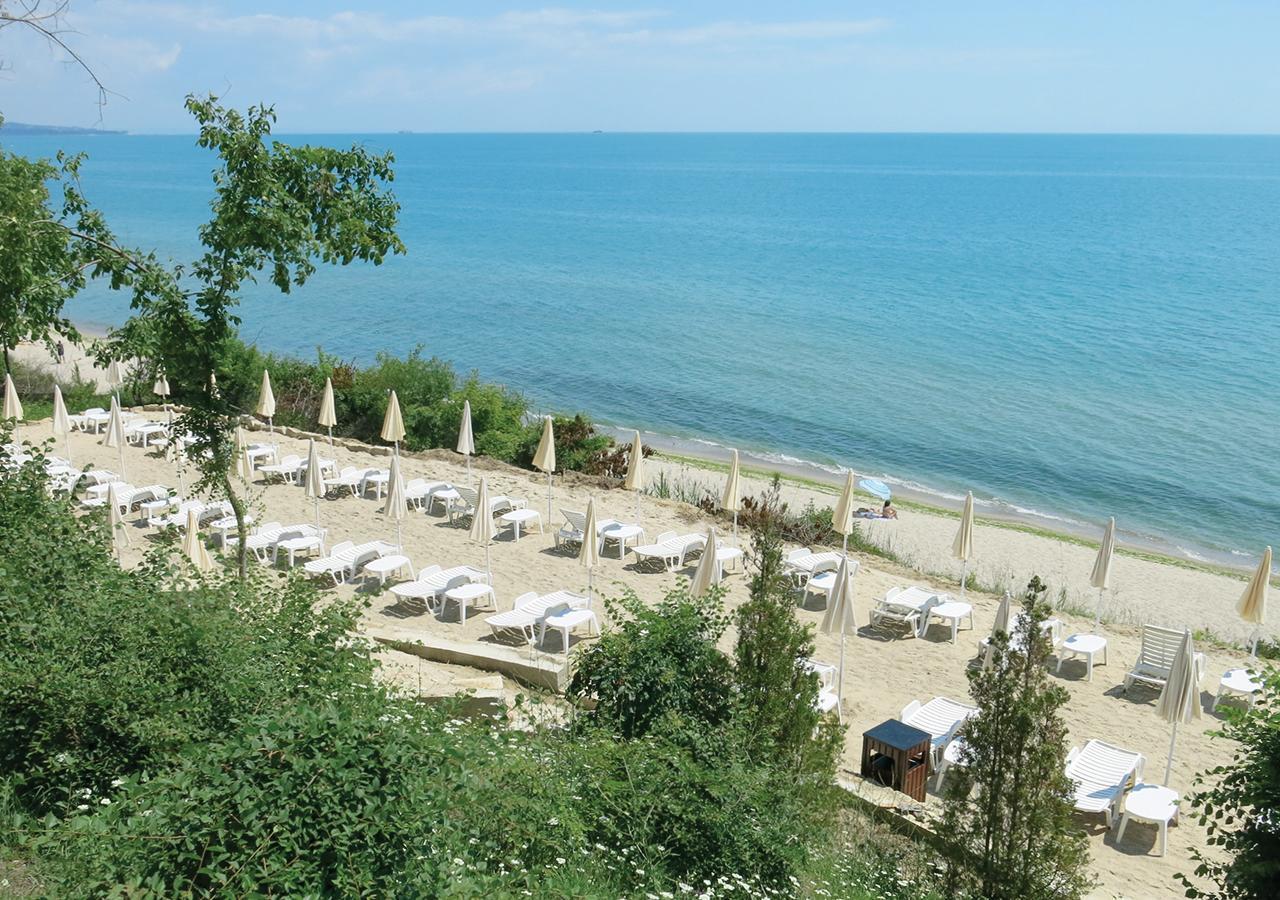 Family Hotel Albizia Beach Varna Exterior foto