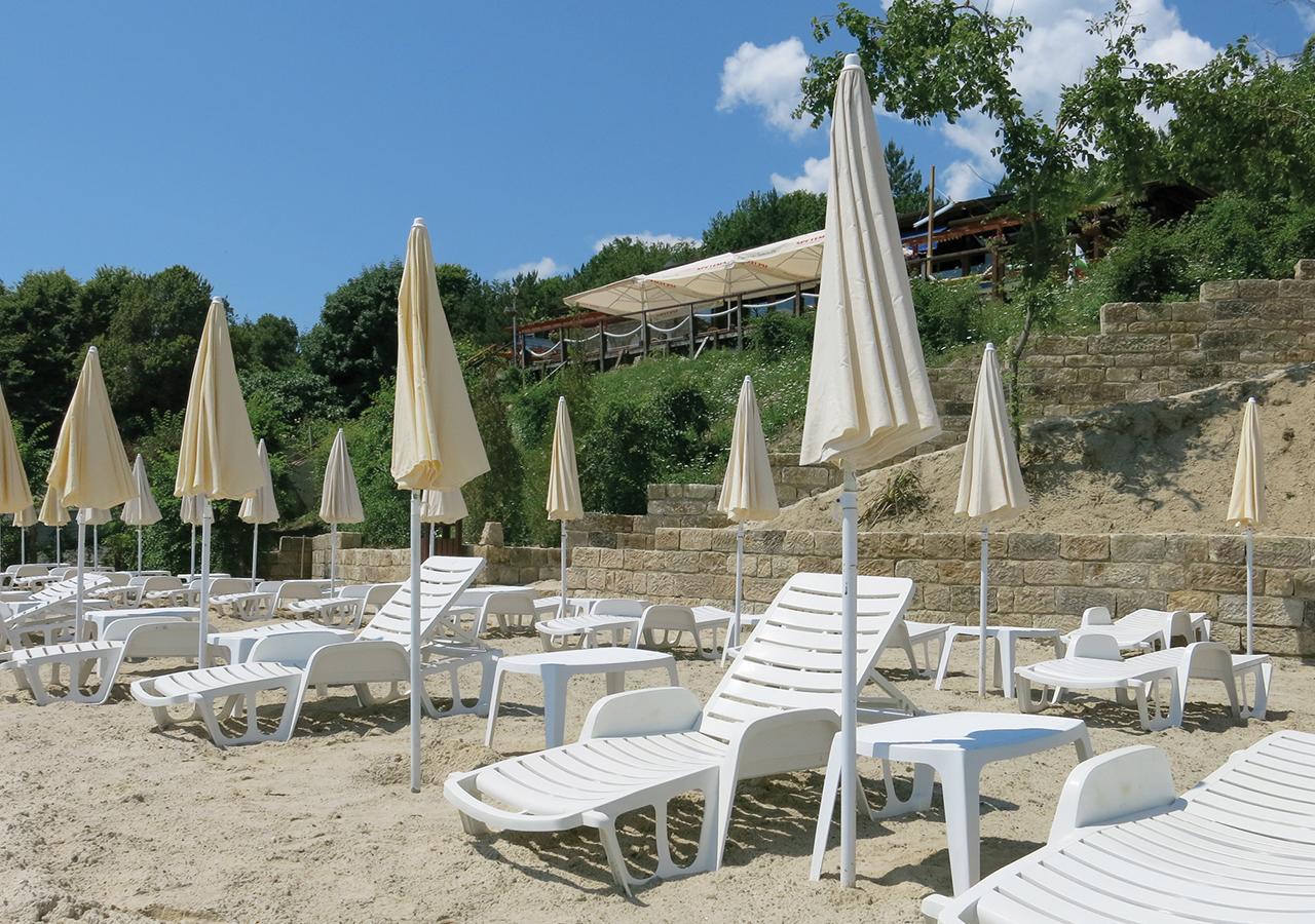 Family Hotel Albizia Beach Varna Exterior foto