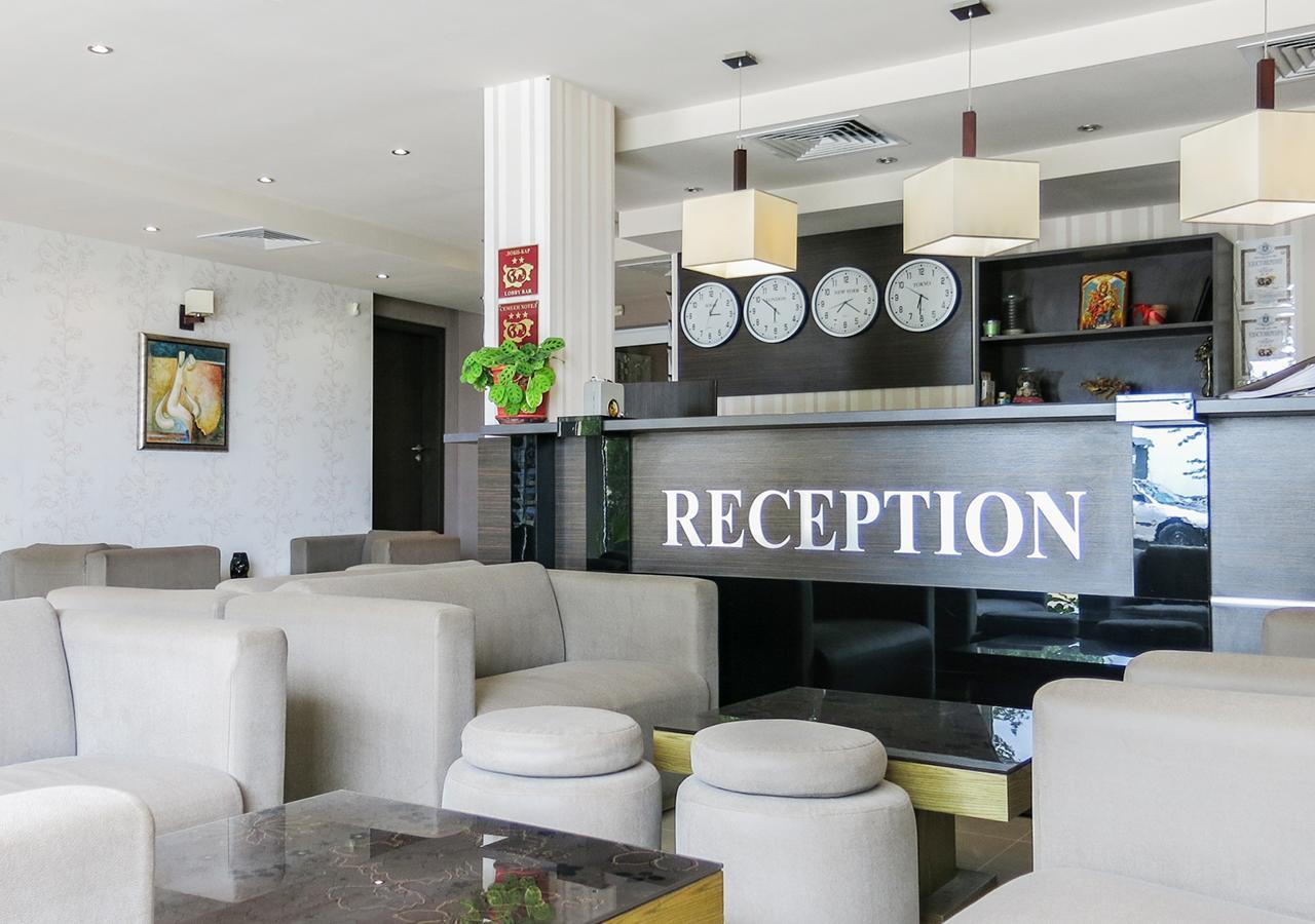 Family Hotel Albizia Beach Varna Exterior foto